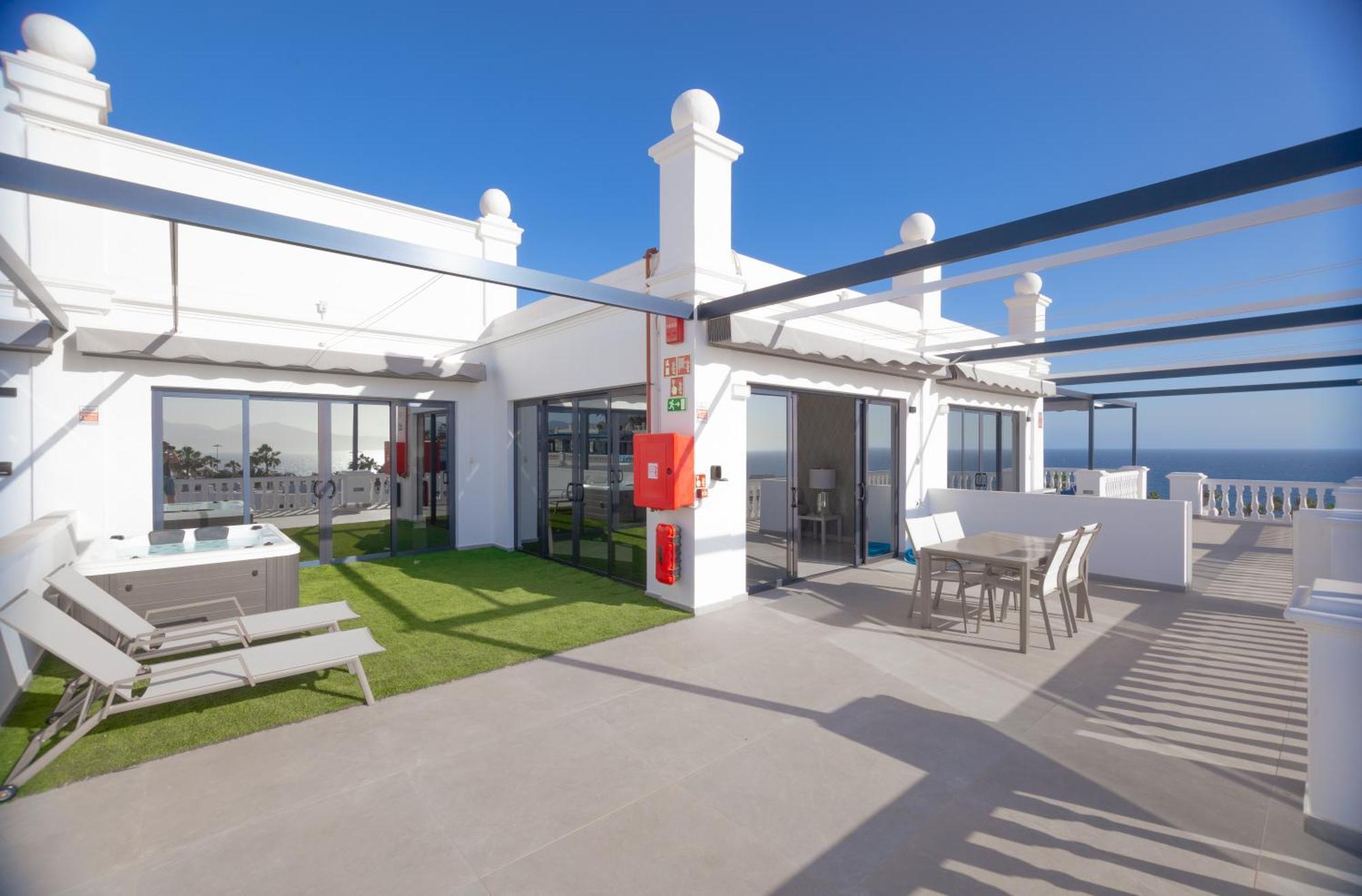 Atlantico Plaza Apartments Puerto del Carmen  Exterior photo